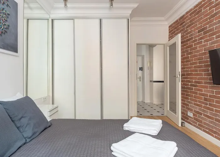 Old Town Grey By Bookinghost Apartament