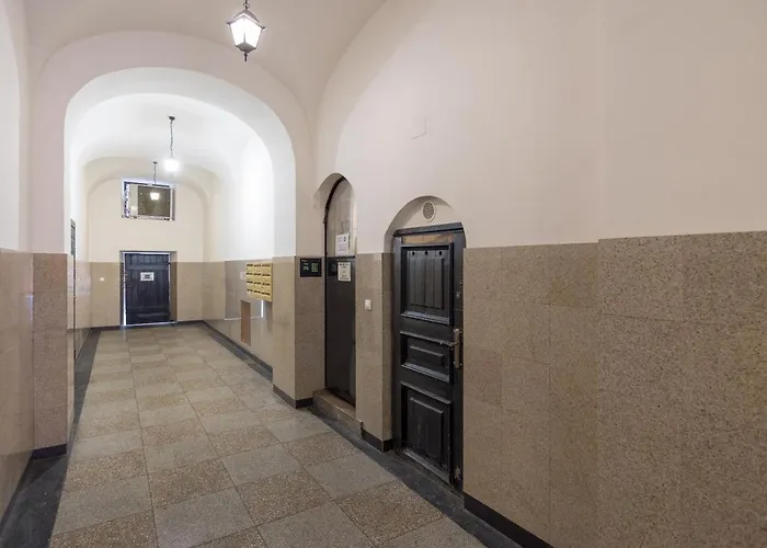 Old Town Grey By Bookinghost * Warszawa