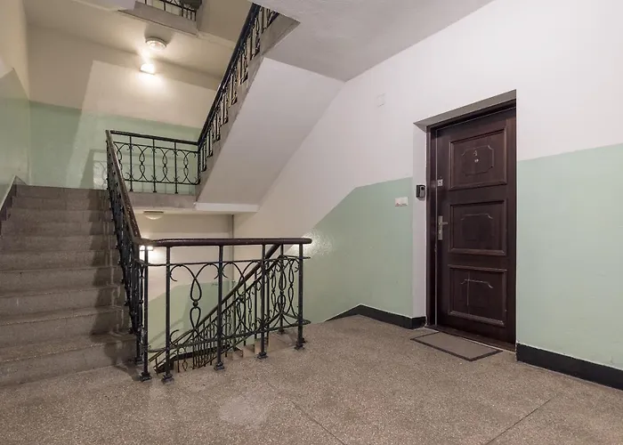 Old Town Grey By Bookinghost Apartament *